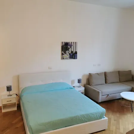 Lägenhet Residenza Piazza Santo Stefano