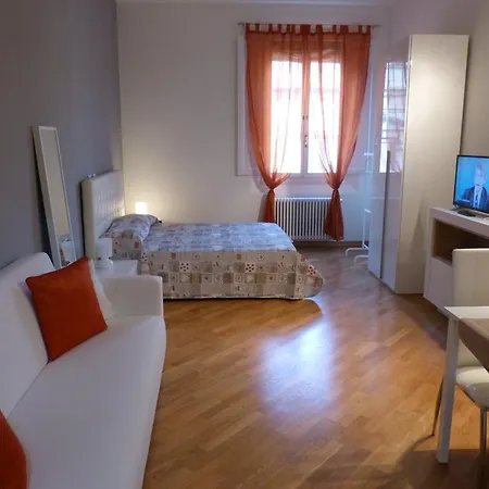 Residenza Piazza Santo Stefano Lägenhet *