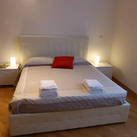 Διαμέρισμα Residenza Piazza Santo Stefano *