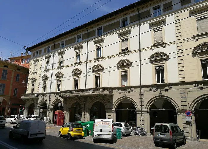 Residenza Piazza Santo Stefano *