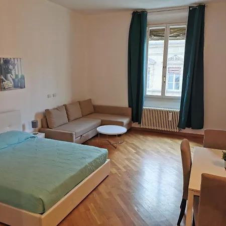 Residenza Piazza Santo Stefano Apartment *