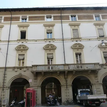 Residenza Piazza Santo Stefano Bologna