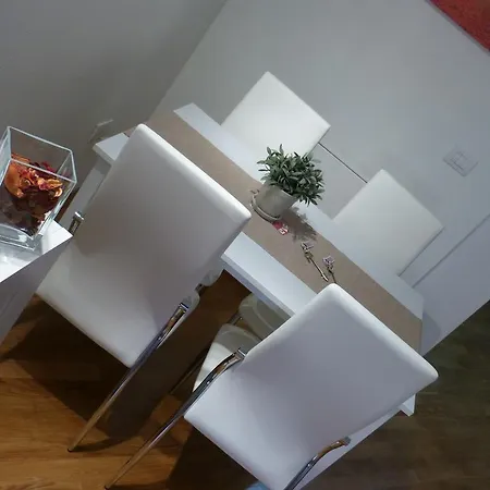 Residenza Piazza Santo Stefano Болонья