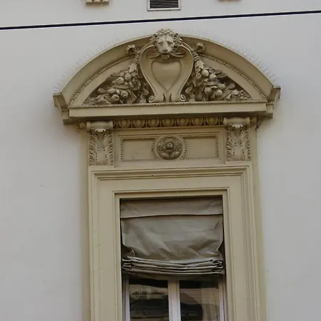 Residenza Piazza Santo Stefano Апартаменты *